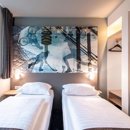 B&B Hotel Muenchen-Olympiapark Εξωτερικό φωτογραφία