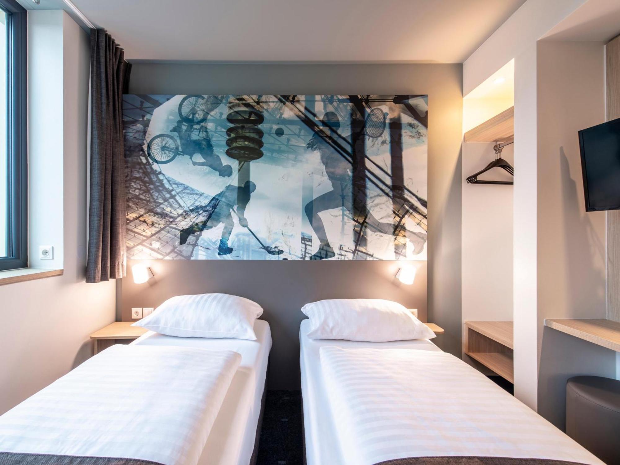 B&B Hotel Muenchen-Olympiapark Εξωτερικό φωτογραφία