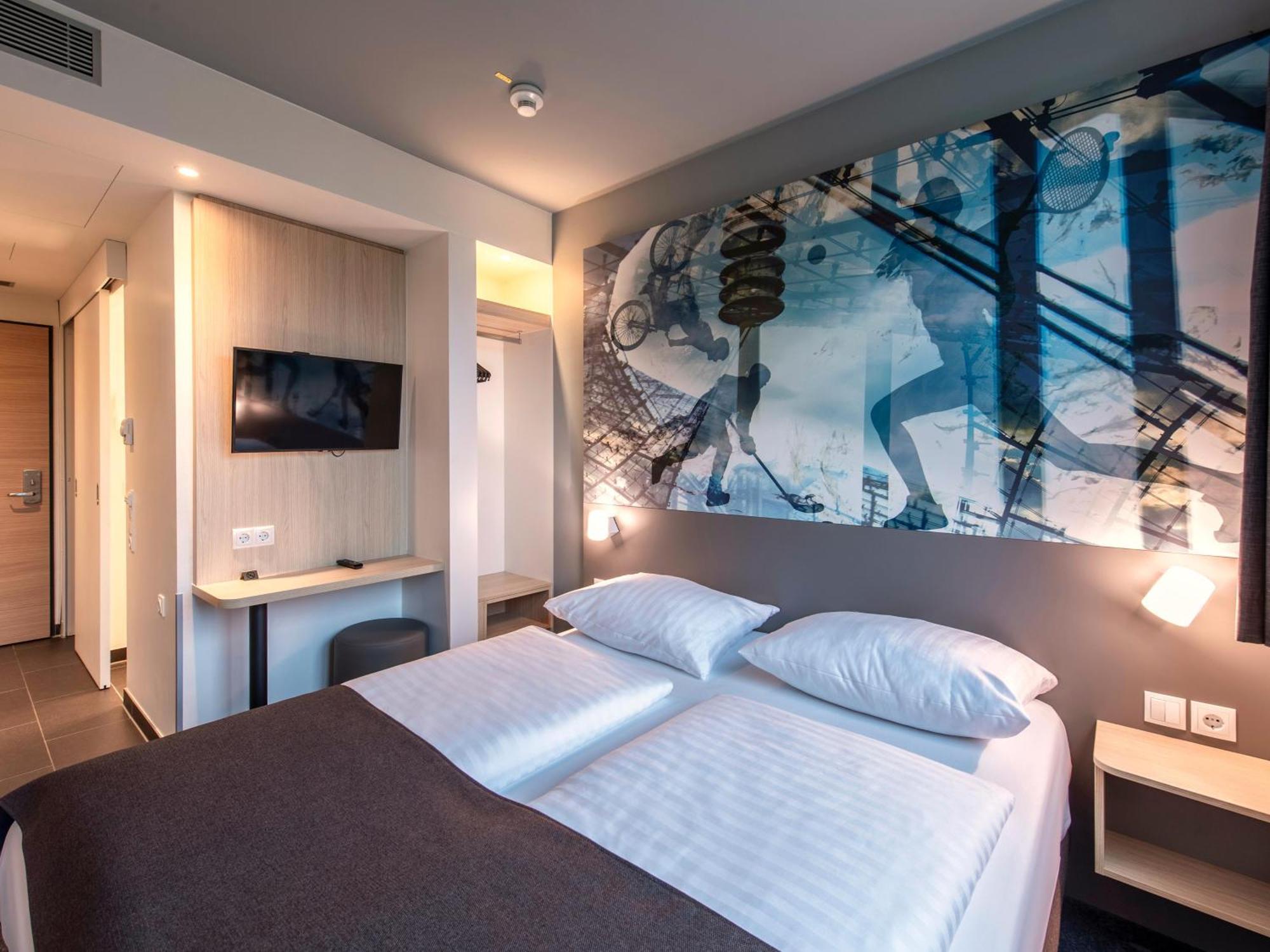 B&B Hotel Muenchen-Olympiapark Εξωτερικό φωτογραφία