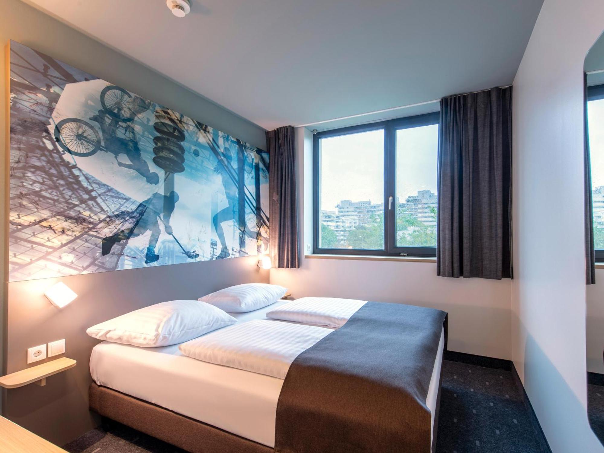 B&B Hotel Muenchen-Olympiapark Εξωτερικό φωτογραφία