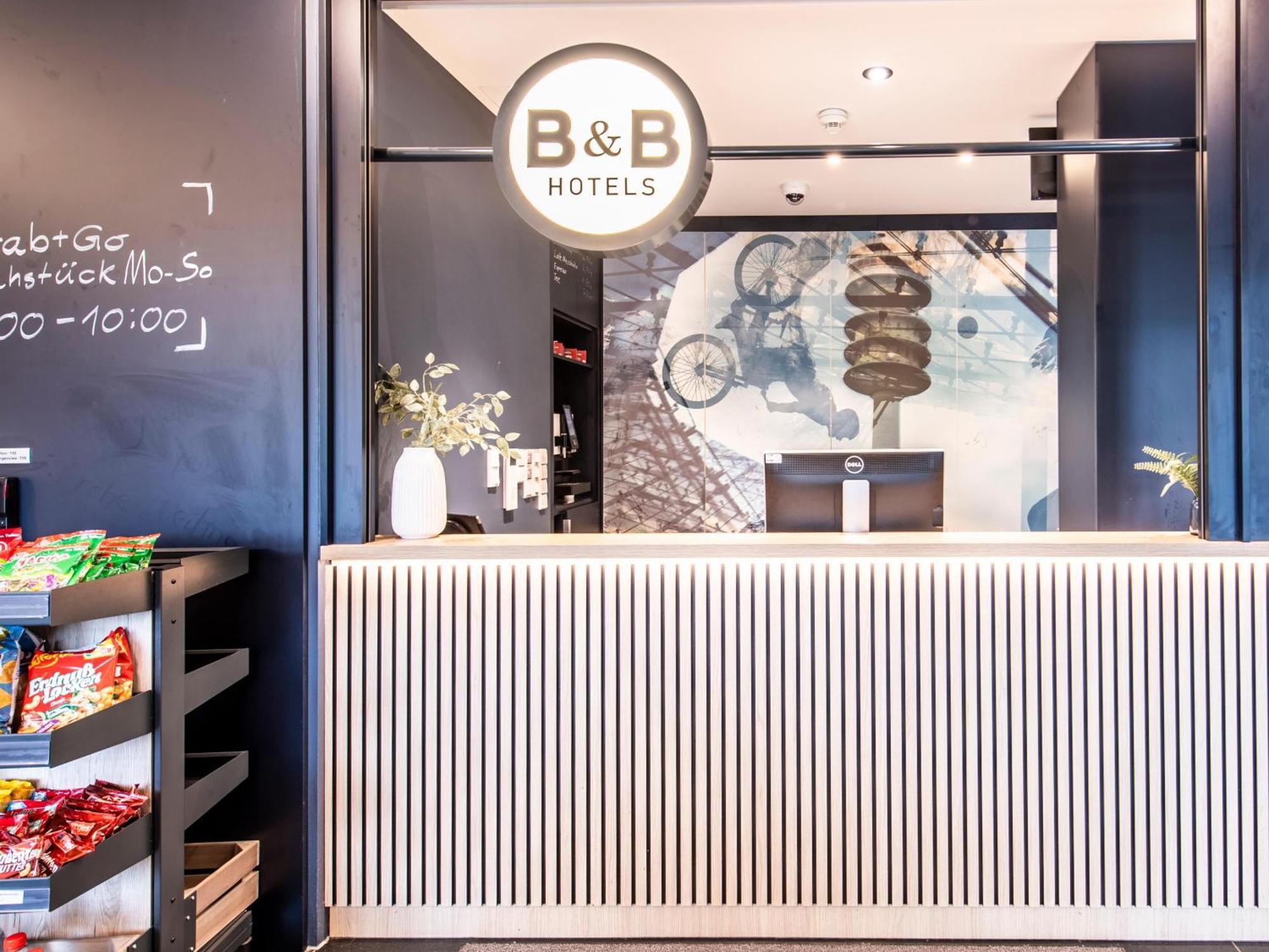 B&B Hotel Muenchen-Olympiapark Εξωτερικό φωτογραφία