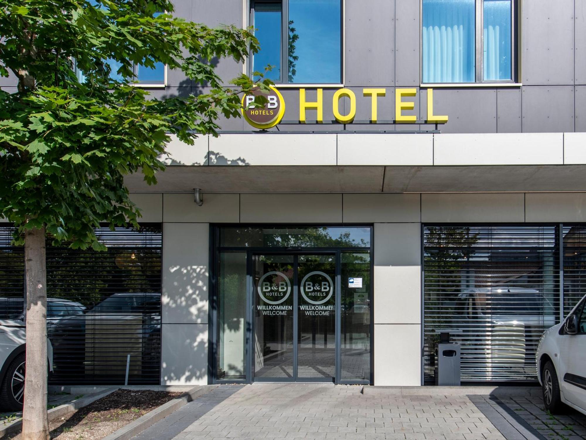 B&B Hotel Muenchen-Olympiapark Εξωτερικό φωτογραφία