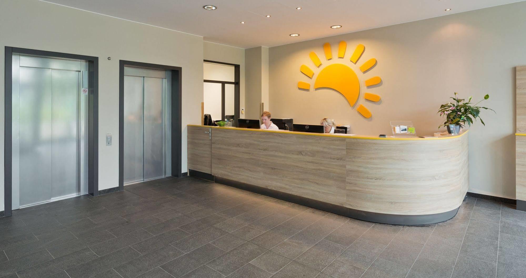B&B Hotel Muenchen-Olympiapark Εξωτερικό φωτογραφία
