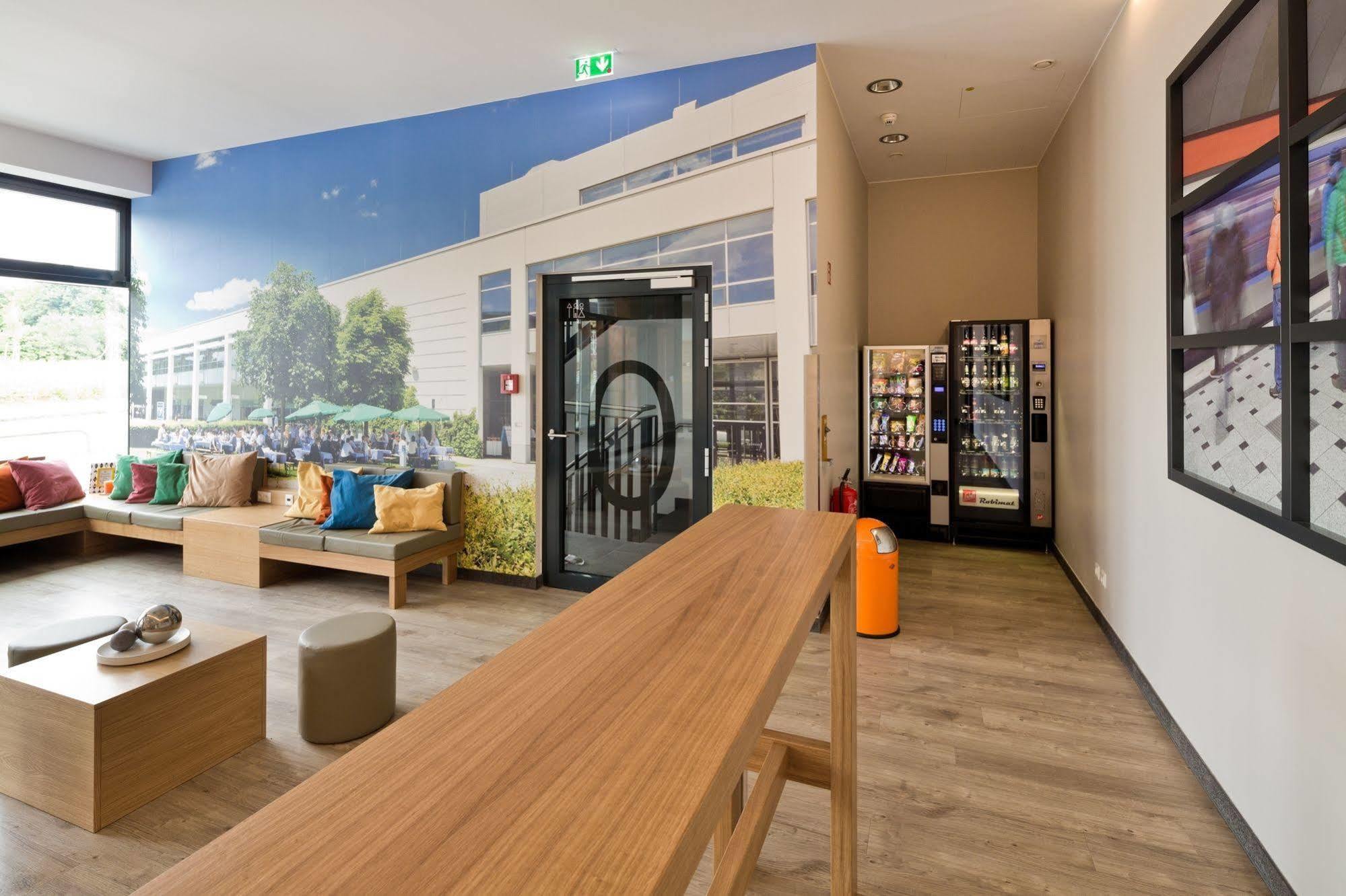 B&B Hotel Muenchen-Olympiapark Εξωτερικό φωτογραφία