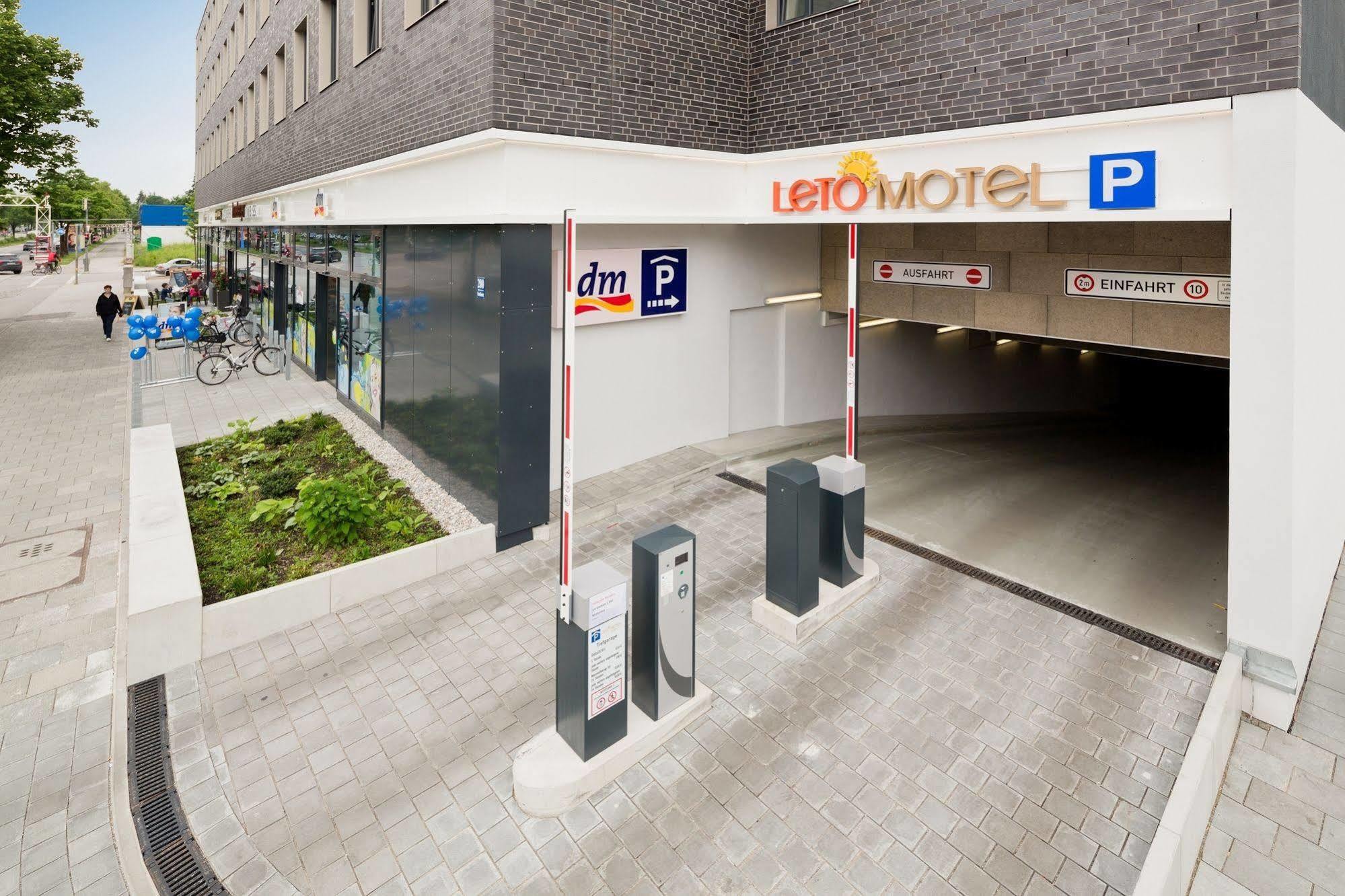 B&B Hotel Muenchen-Olympiapark Εξωτερικό φωτογραφία