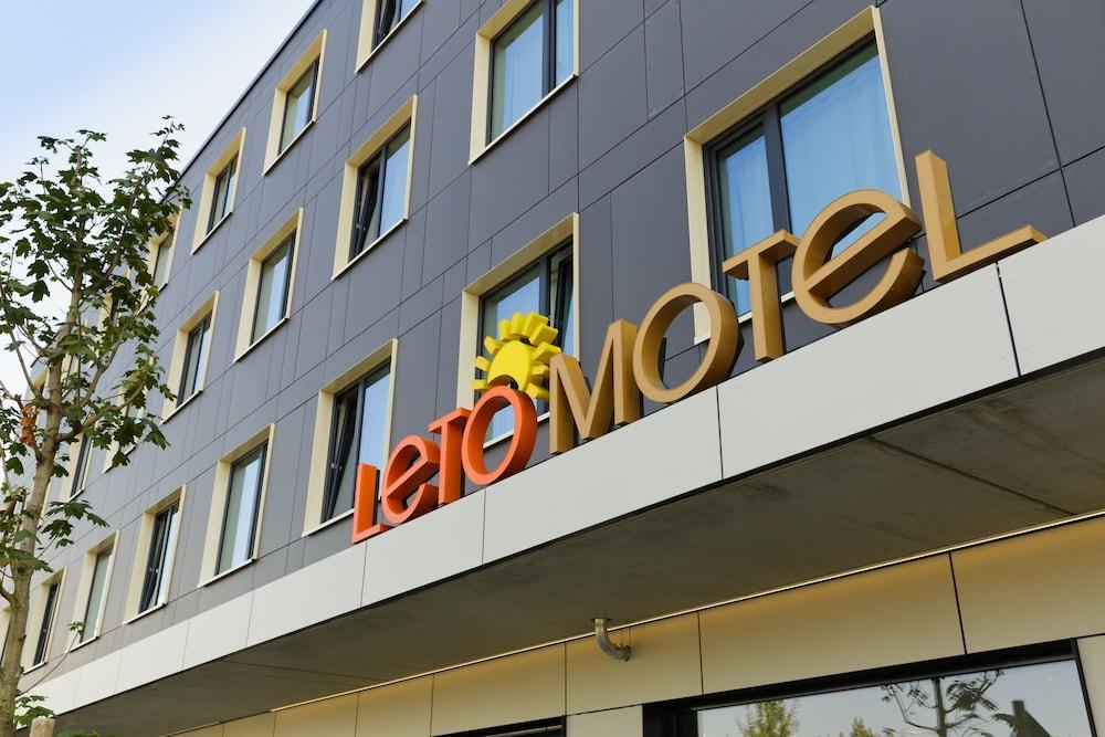 B&B Hotel Muenchen-Olympiapark Εξωτερικό φωτογραφία